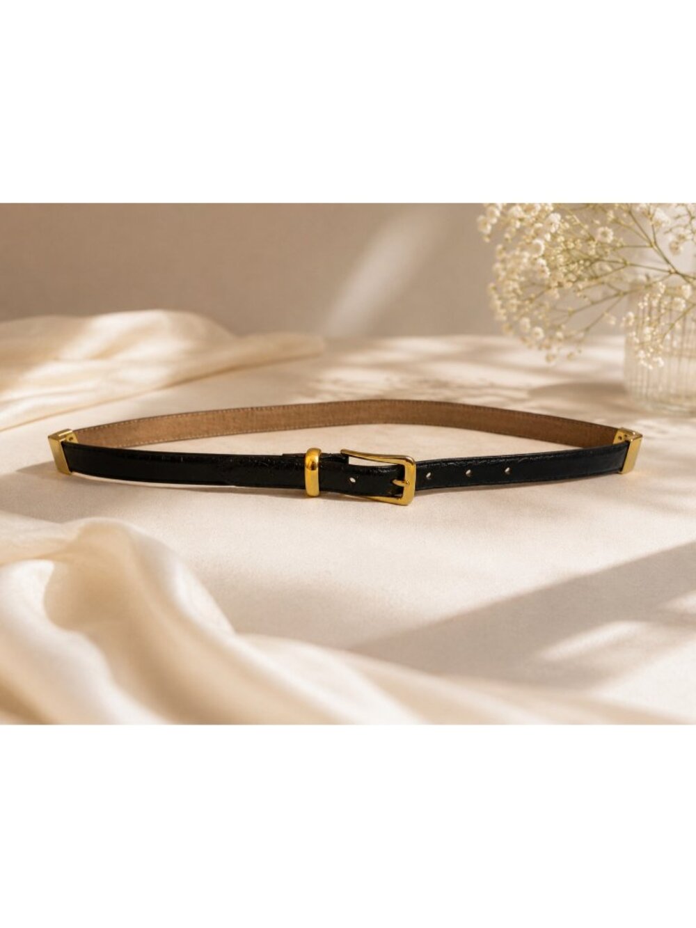 Vintage Gold Buckle Womens Italian Black Calfskin Leather Skinny M Belt